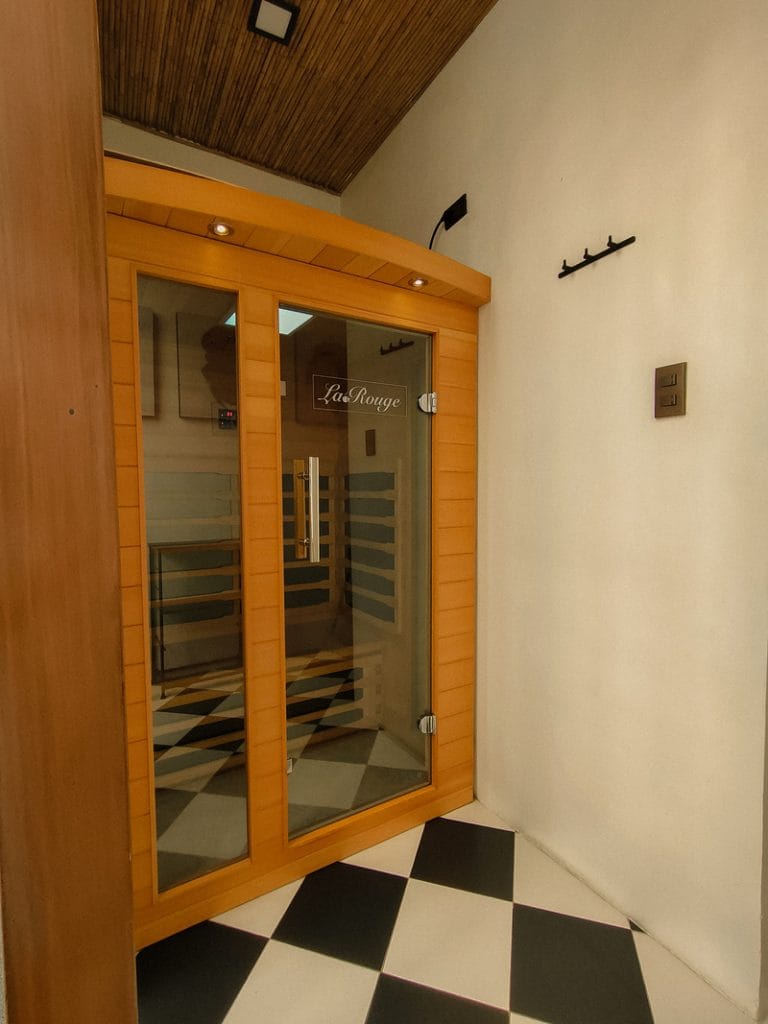 sauna room unwnd lux hostel makati