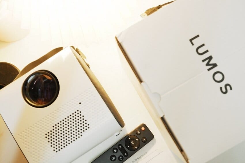 LUMOS RAY PROJECTOR A HOME CINEMA PROJECTOR