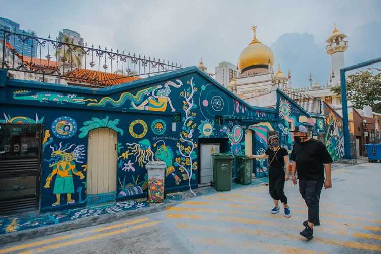 mural along gelam gallery singapore