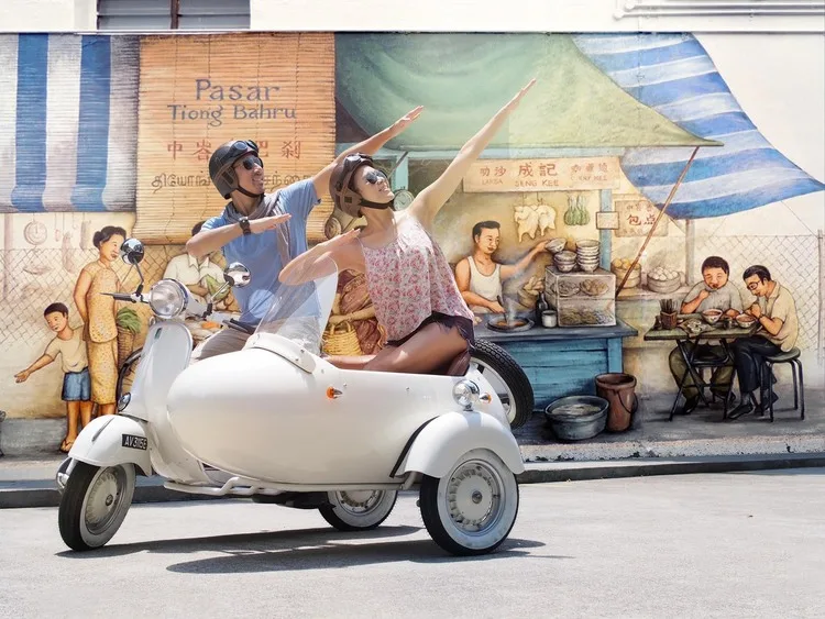 vespa tour in singapore city