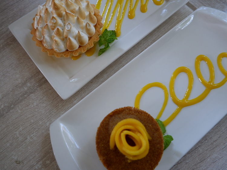 desserts from lemoni cafe boracay