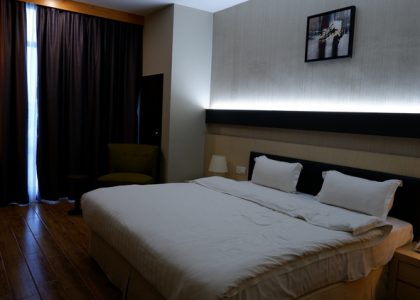 the standard of lintas platinum hotel