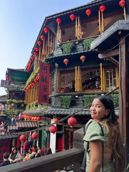 jiufen old street taiwan