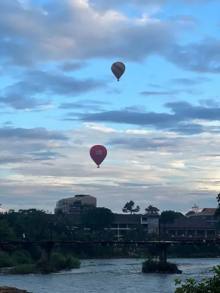 vang vieng itinerary for first timers